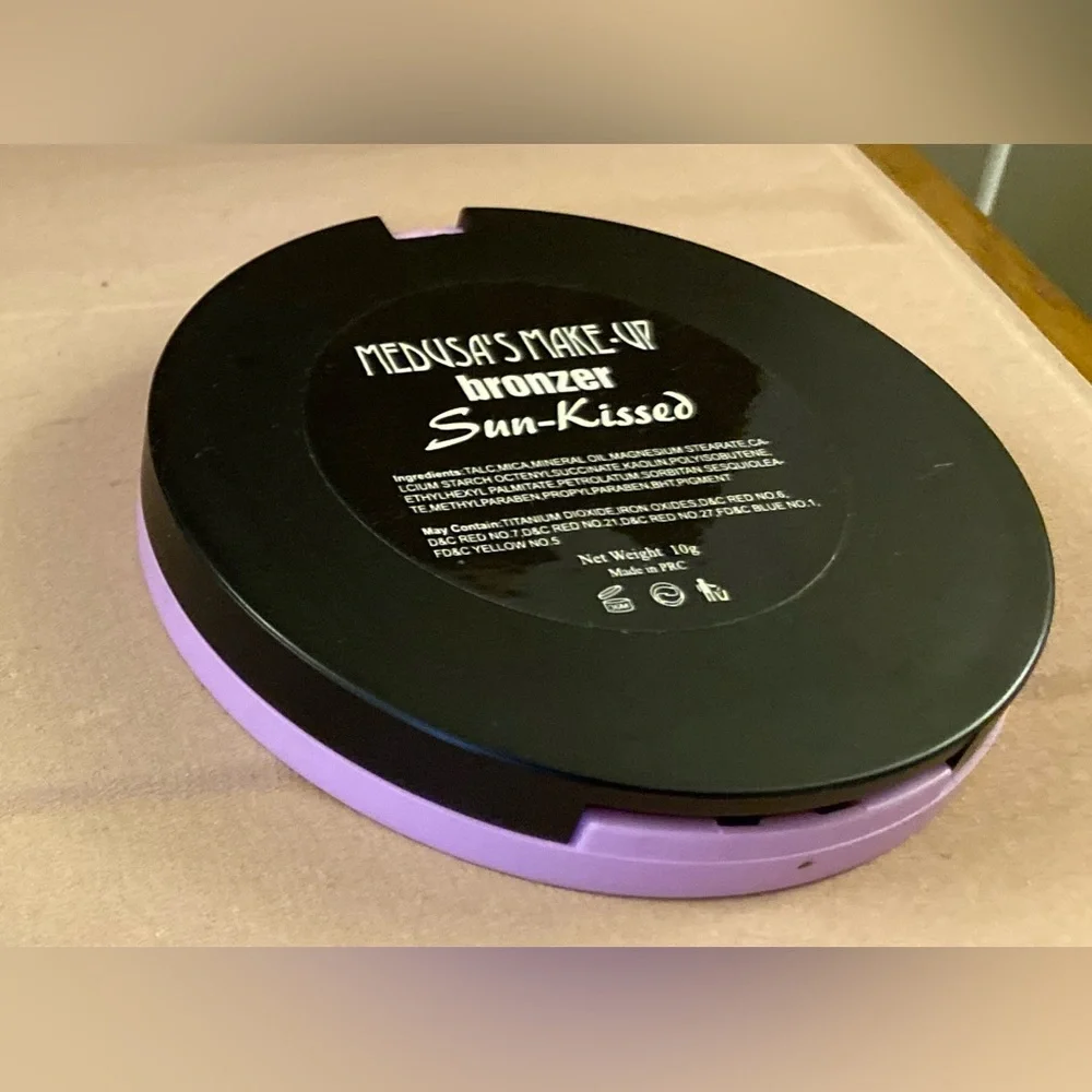“Medusa’s Makeup” w OG logo/packaging no longer made bronzer New/Never been used